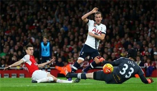 付的中后卫 付的中后卫